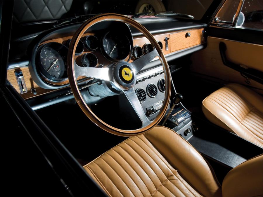  Ferrari 330 GTS 1967 года  (фото 54 из 102)